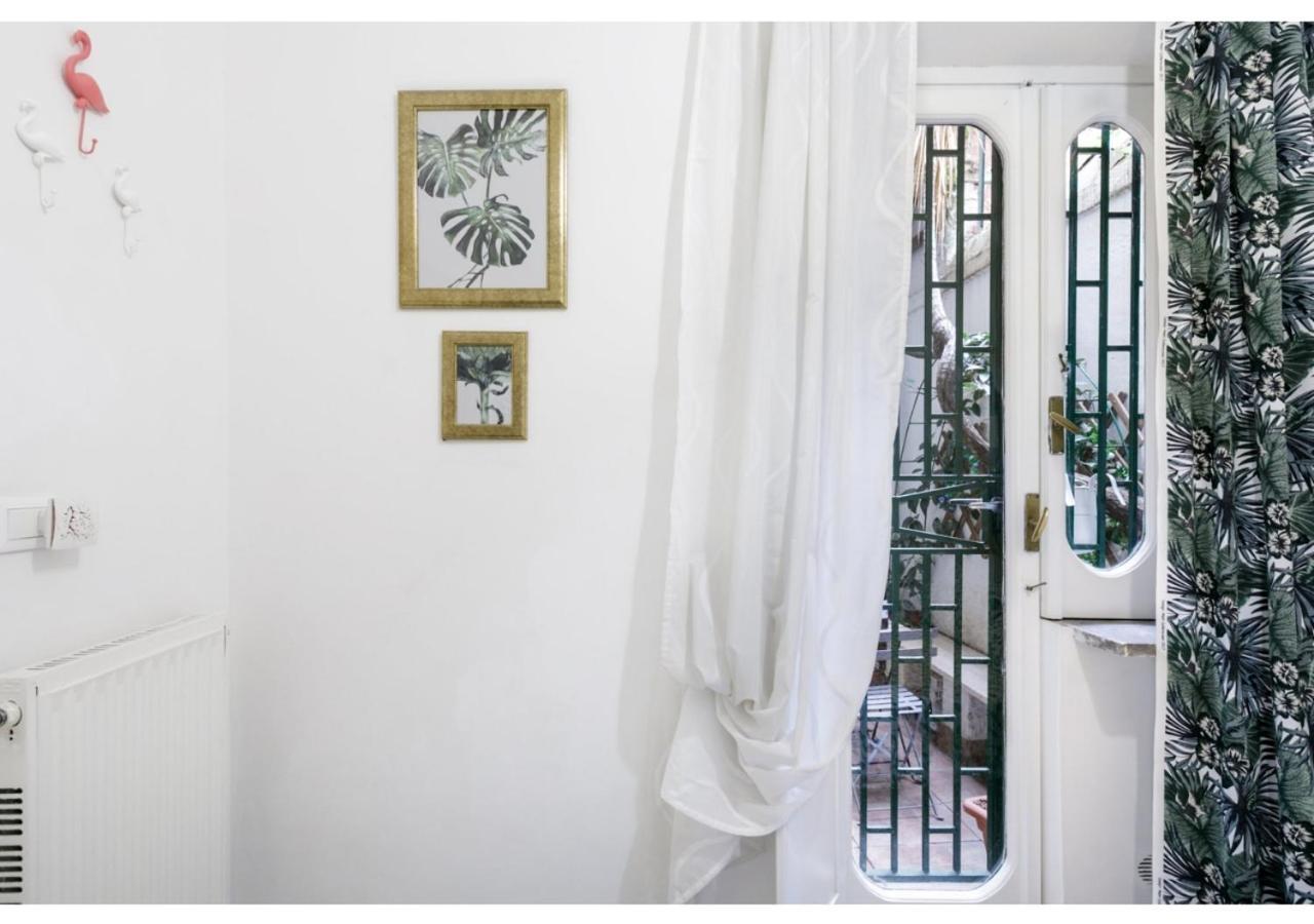 רומא Pied-A-Terre Domusuite Rhome Colosseo מראה חיצוני תמונה